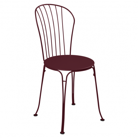 Chaise OPÉRA + de Fermob, Cerise noire