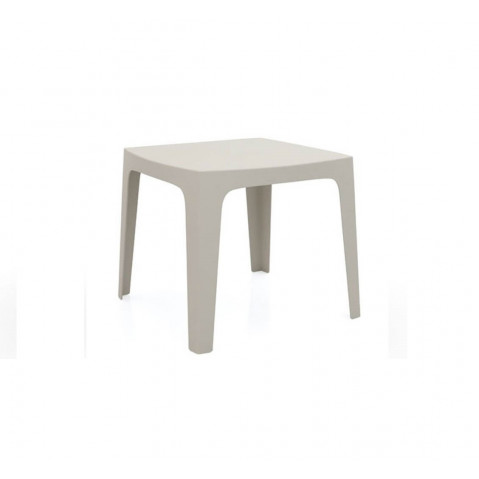 Table à manger SOLID de Vondom, 3 coloris